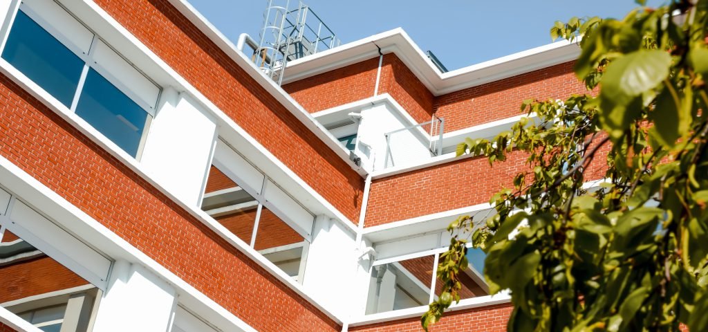 Adragos Pharma Completes Sanofi Site Acquisition in France