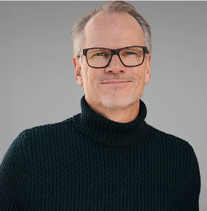 Bernhard Kaumanns Wins CEO Award for Organizational Health Innovation