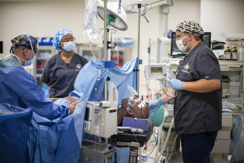 Rosalind Franklin University Unveils DNP Specialty in Acute & Critical Care Nursing